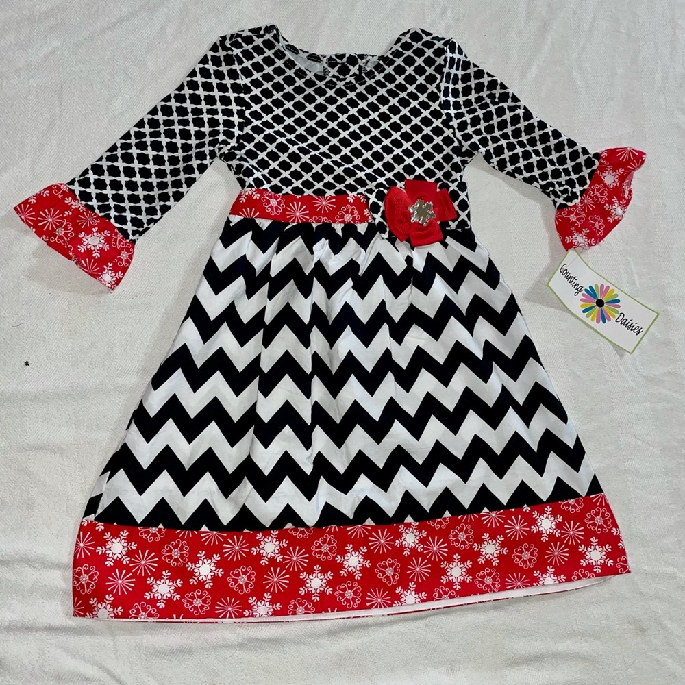 COUNTING DAISIES Chevron snowflake Christmas dress NWT